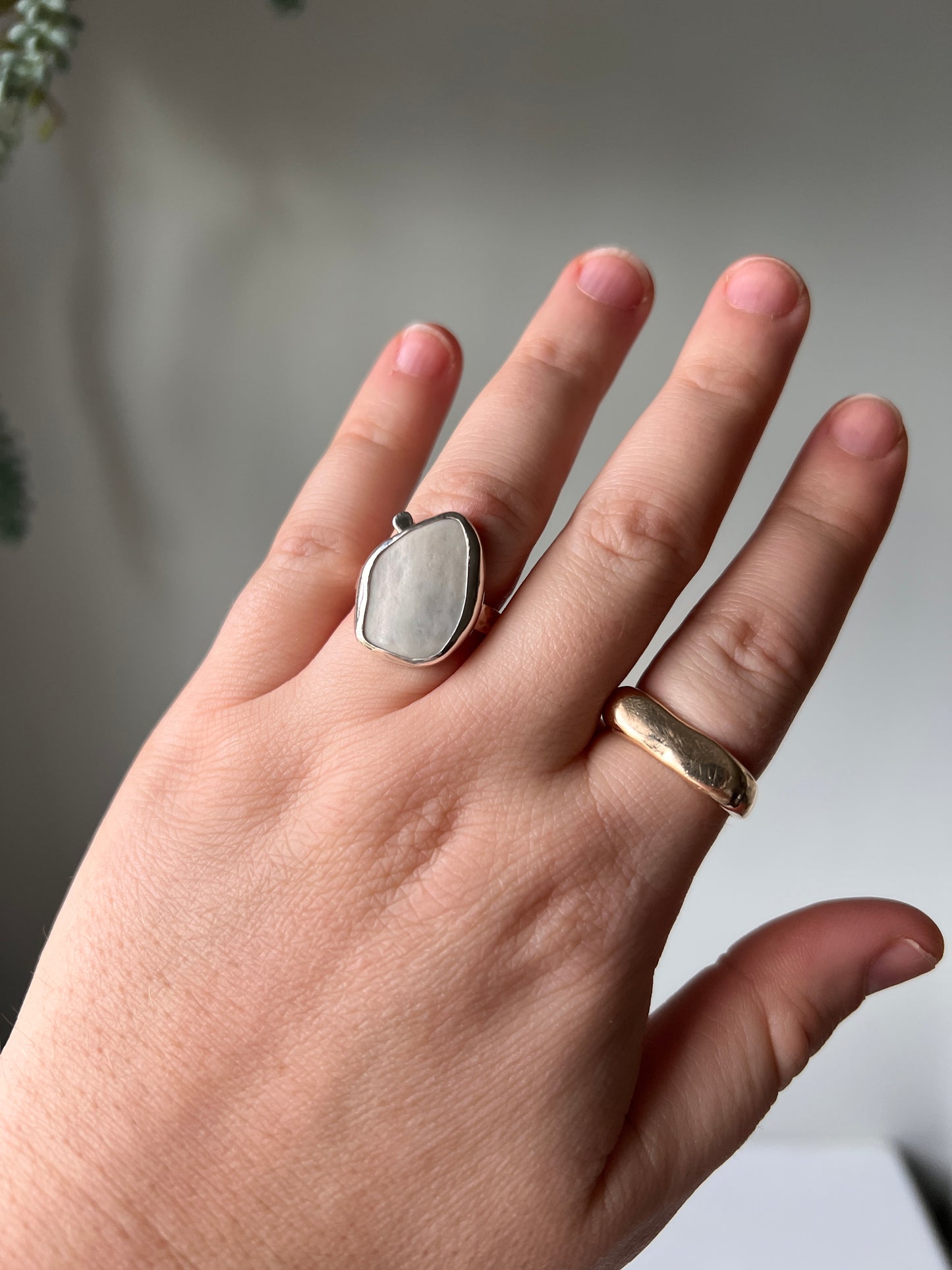 Ocean Point Mussel Shell Ring #136