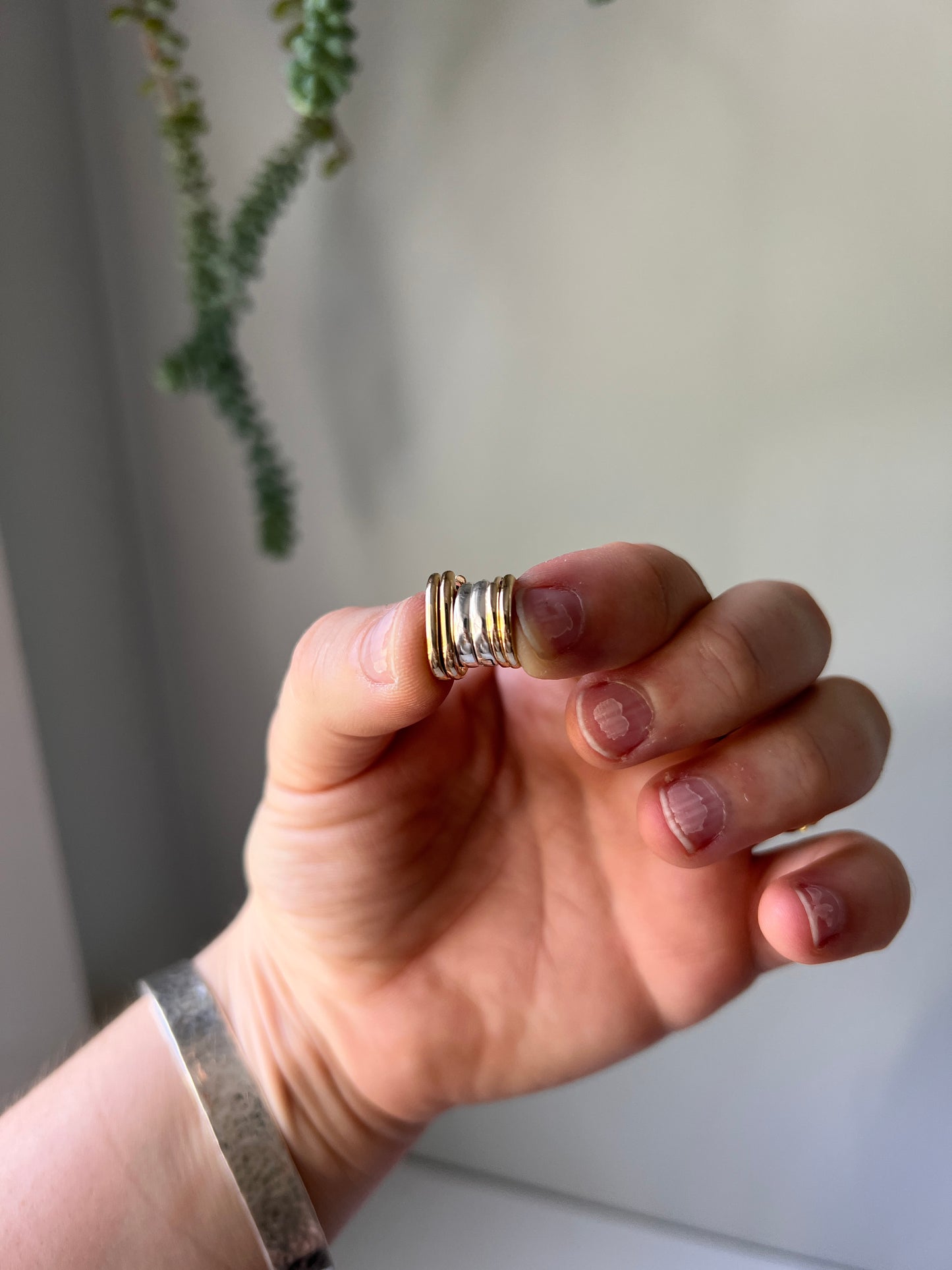 14k Yellow Gold Oval Mini Hoops